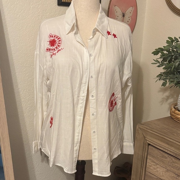 Taelynn Tops - Taelynn Lucky Stars White Button-Up Shirt with Red Embroidery-Size Large